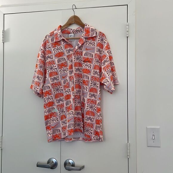 Nike Spring Break Printed Revere Collar Shirt Pink Men Size L